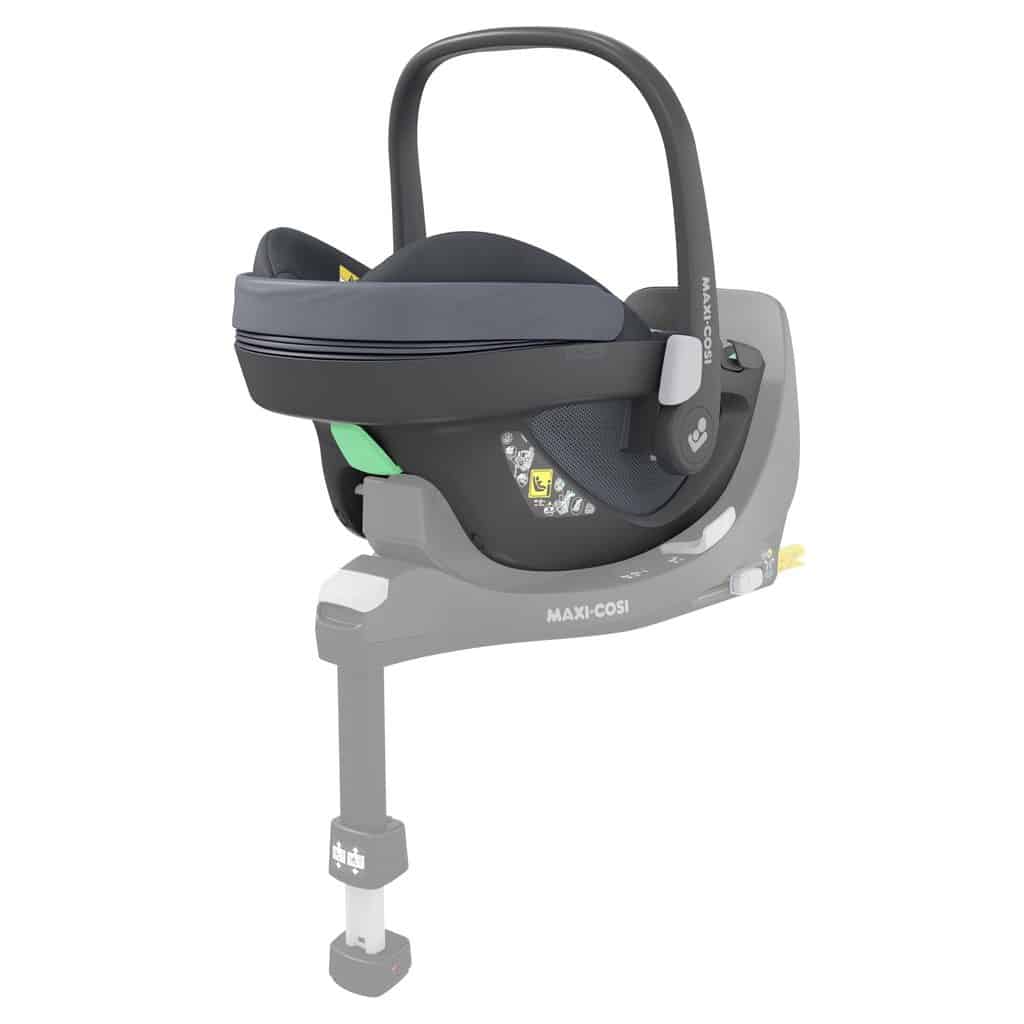 Baby 0-15months Maxi Cosi Pebble 360 with FamilyFix 360 base Pitter Patter Baby NI 25